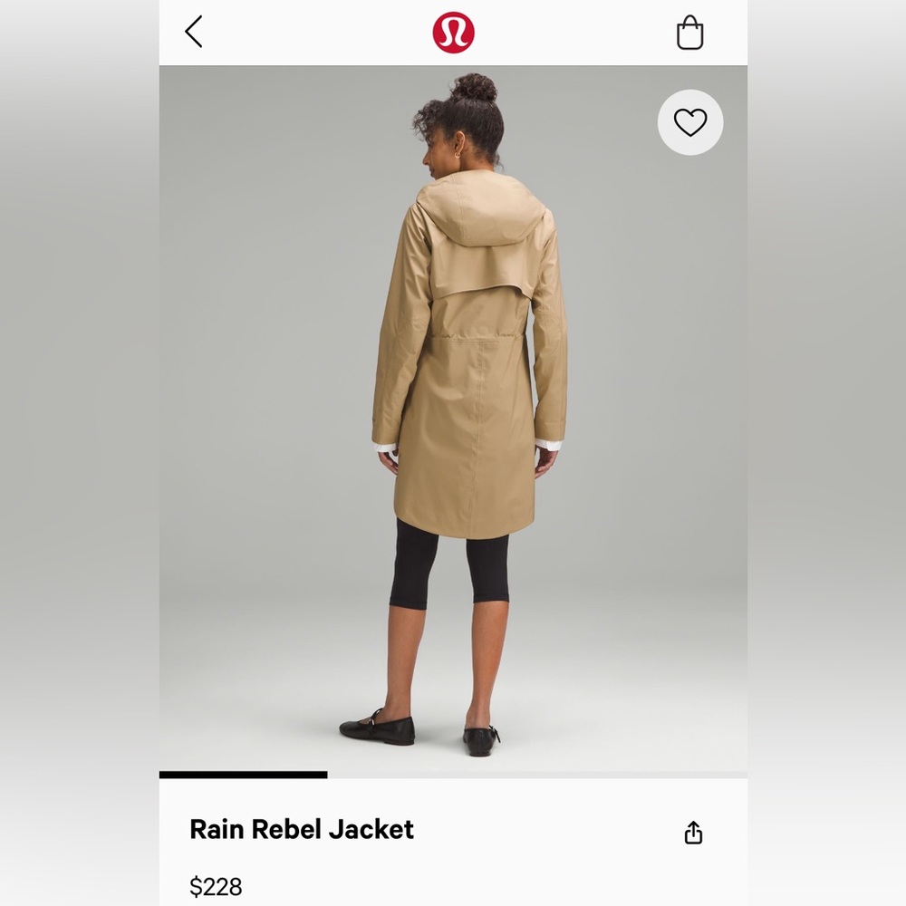 Lululemon women’s coat, barely worn in like new condition